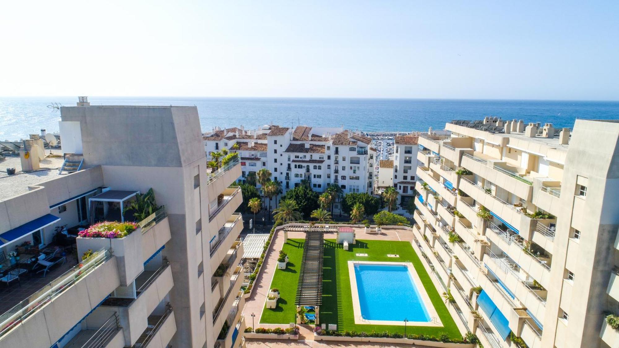 Banus Apartamento *